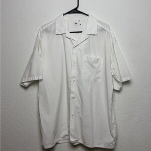 Uniqlo Men's White Casual Button Down Shirt